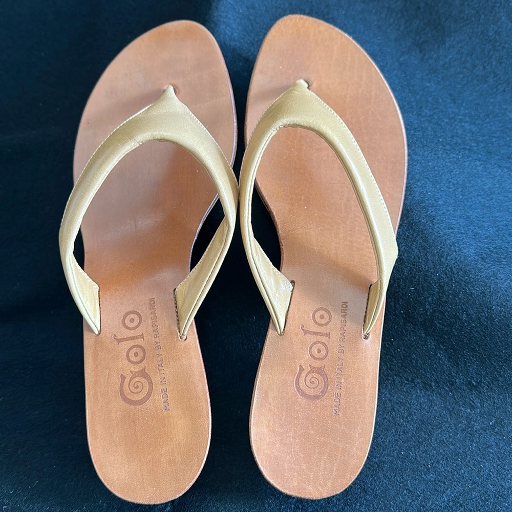 New Golo Tan Sandals NWOT